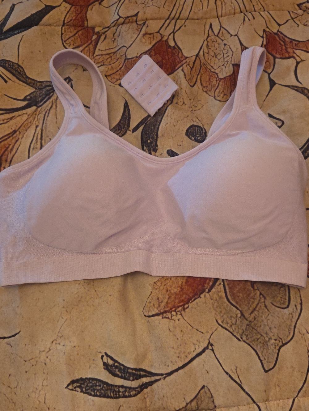 Wireless Soft-Cup Comfort Bra in Light Pink With Extender.